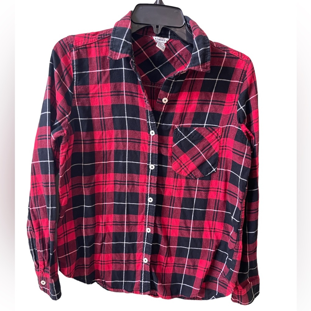 Forever 21 Red and Black Flannel Button Down Shirt- S